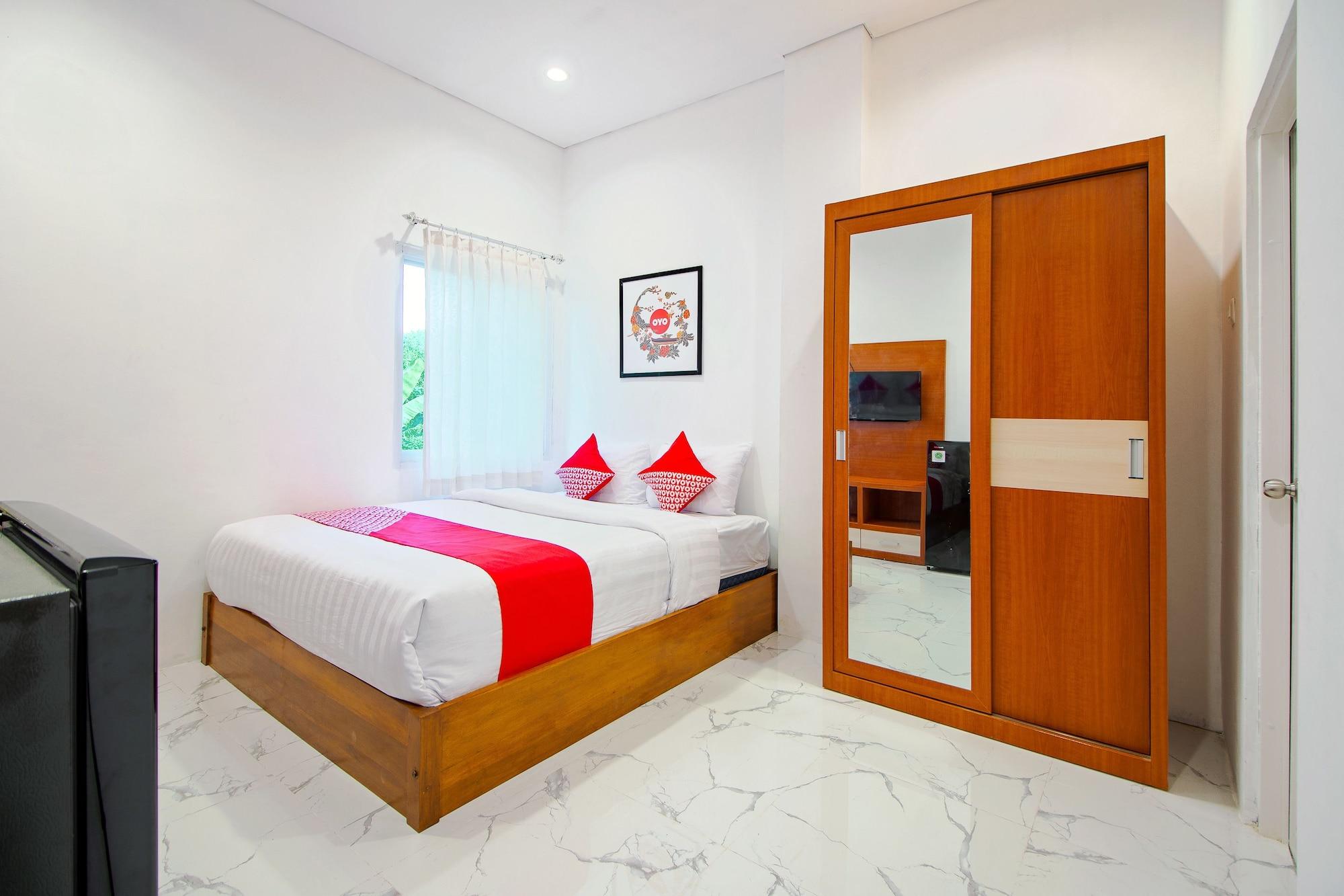 Super Oyo 13I9 88 Exclusive Guesthouse Kejayan Exterior foto