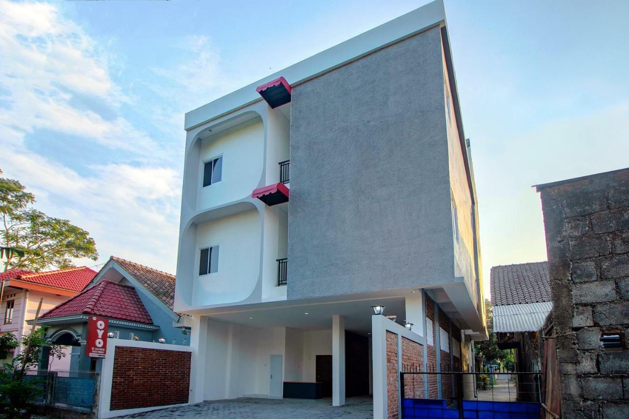 Super Oyo 13I9 88 Exclusive Guesthouse Kejayan Exterior foto