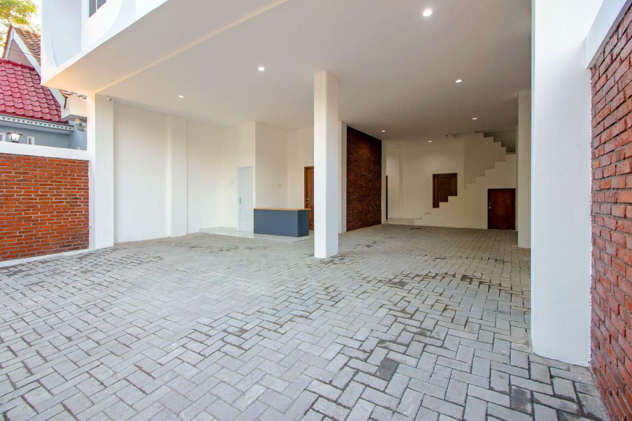 Super Oyo 13I9 88 Exclusive Guesthouse Kejayan Exterior foto