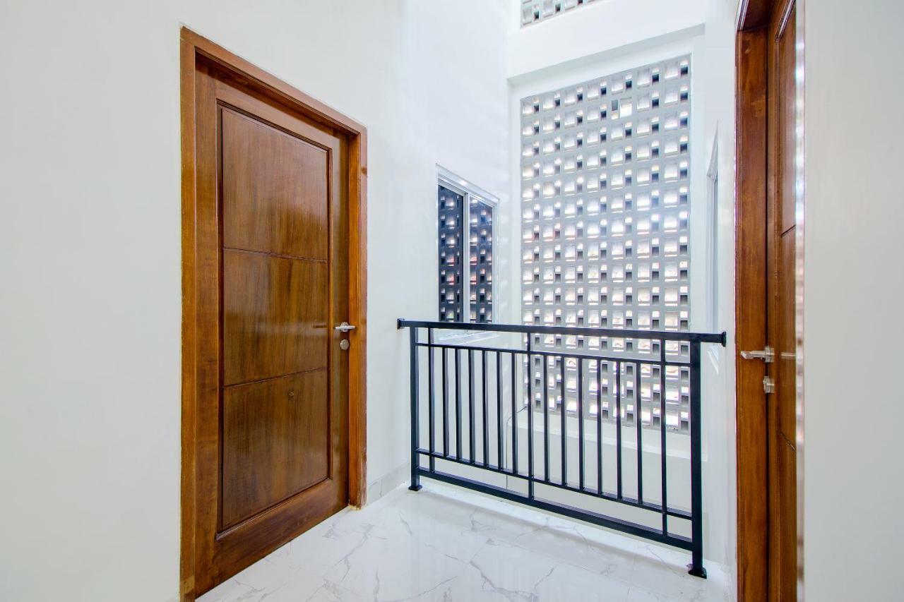 Super Oyo 13I9 88 Exclusive Guesthouse Kejayan Exterior foto